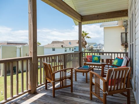 Once Upon a Tide - If you've been on the lookout for the perfect vacation rental, your search is over. Book this lovely home today to experience the vacation of a lifetime!