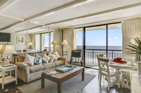 Easy Access - The living room provides quick and easy access to the patio where you can sit and enjoy your surroundings.