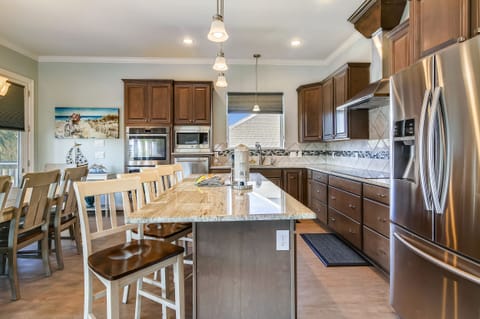 Culinary Delight - When you have a gourmet kitchen, there are no limits to the meals you can prepare for your vacationing family and friends.