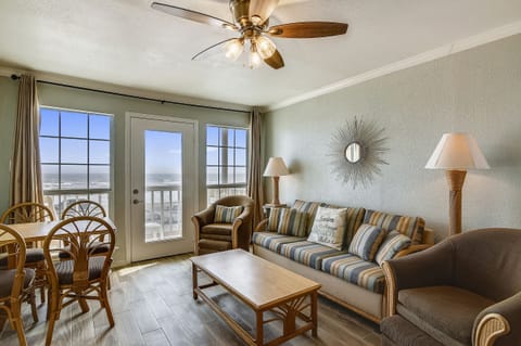Welcome to Victorian 1205-Room with a View!