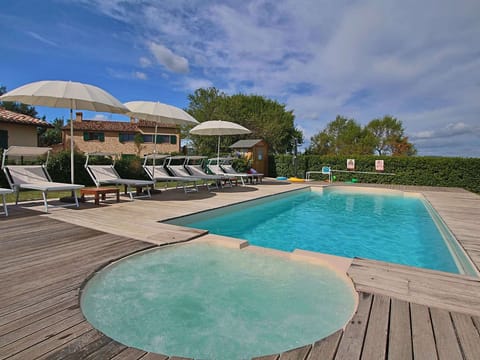 Holiday Home Swimming Pool