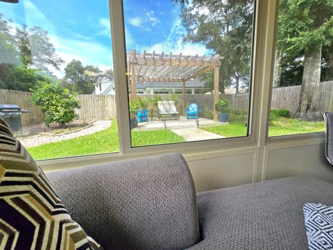 Excellent Reviews! Private suite with private yard, pergola, & grill.  Room darkening blinds provide added insulation and complete privacy. Minisplit air removes all humidity.