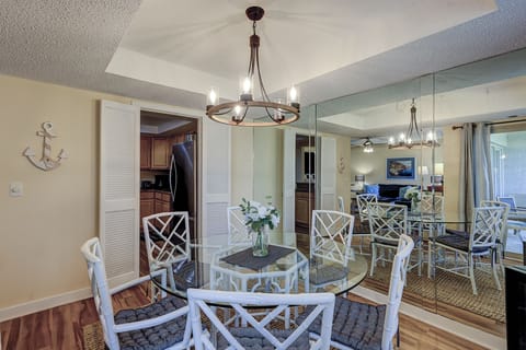 Seating for six which is right off of the Kitchen.