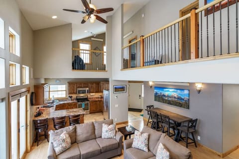 Open Concept Main Floor