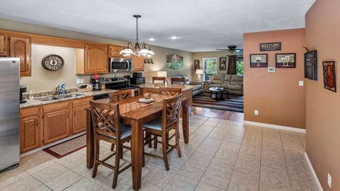 Dining Room & Kitchen