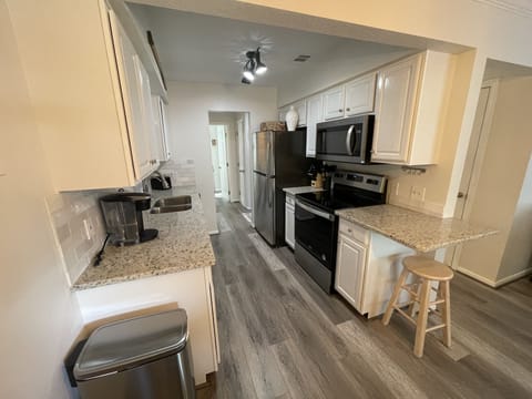 Use our well equipped kitchen or visit the many nearby cafes at St Augustine. 

