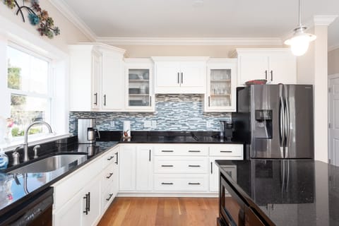 Keurig and brew coffee makers