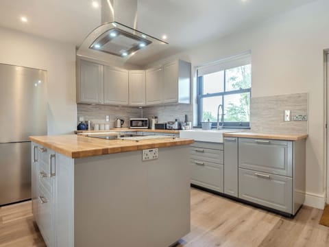 Kitchen area | Gwrlodde, Talgarth, near Brecon