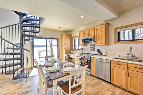 Kitchen | Fully Equipped | 1st Floor | Cooking Basics | Reverse Osmosis Filter