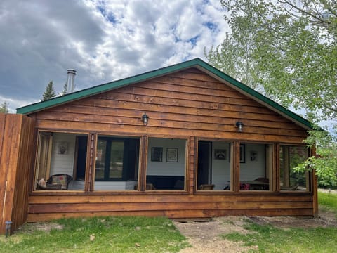 Jackpine cottage
