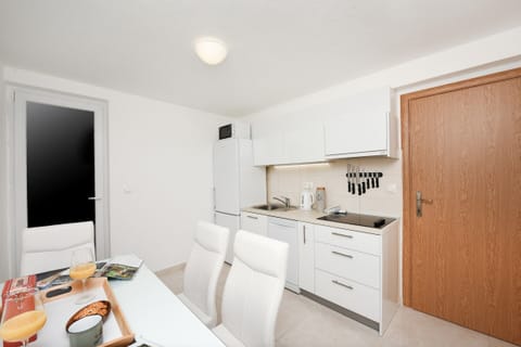 Kitchen, dining area