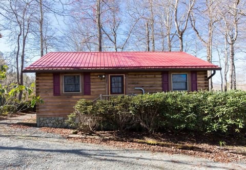 Only a few stairs to enter