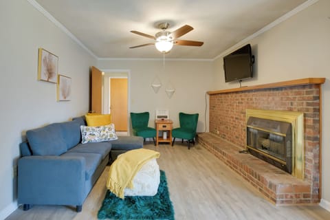 Easley Vacation Rental | 3BR | 2BA | Step-Free Access Via Carport | 1,689 Sq Ft