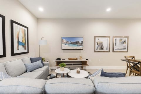 Spacious & Comfortable areas to enjoy with family!