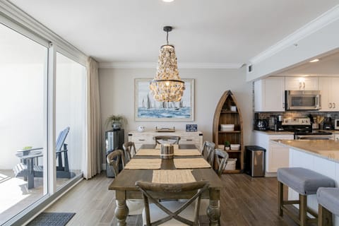 Dining area open to Kitchen