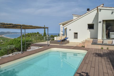 Pool with sea view