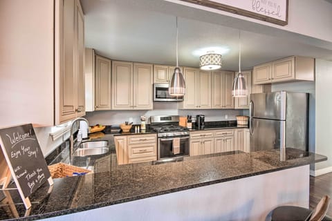 Fully Equipped Kitchen | Blender | Crockpot