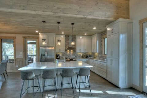 Fully Stocked Kitchen