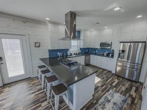 Private Kitchen with plenty of room to cook