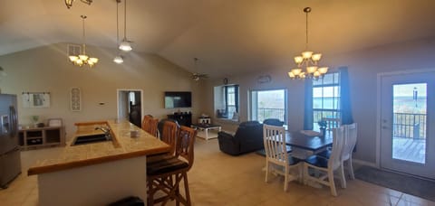 The lighting isn't great but you can see the view of the lake from every window!