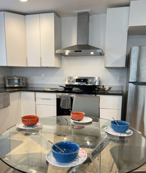 Comfortable and spacious eating and food prep area