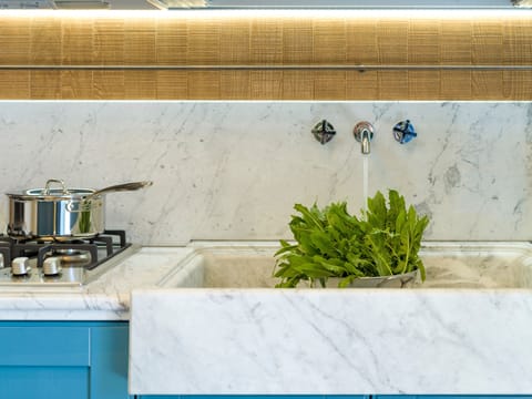 Prepare delicious meals in the gourmet kitchen!