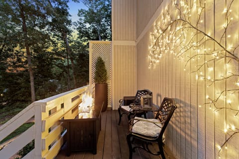 7da208c9-65d6-4613-a718-c720493c836b