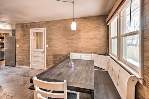 Dining Area | Dishware/Flatware