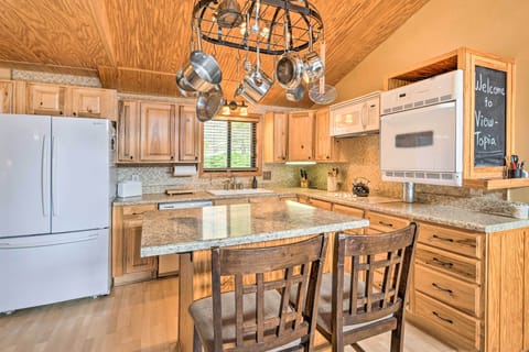 Kitchen | Fully Equipped | Cooking Basics