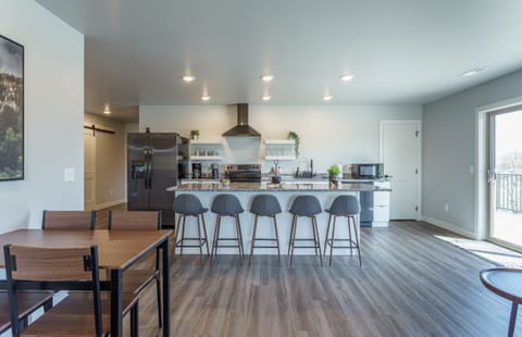 9331b8d3-5293-4669-bdb4-41b218ad384d