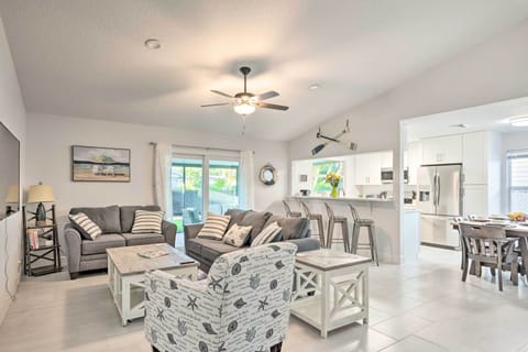 Jupiter Vacation Rental | 3BR | 2BA | 1,207 Sq Ft | 1 Step Required to Access