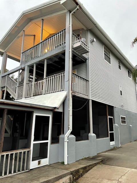 Rental is top unit with two flights of stairs- apartment underneath is rented. 