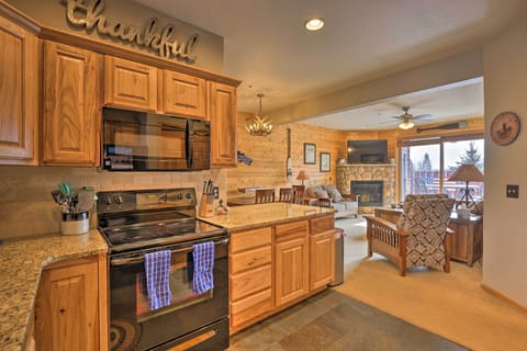 Kitchen | Toaster | Coffee Maker | Coffee Grinder | Blender | Ice Maker