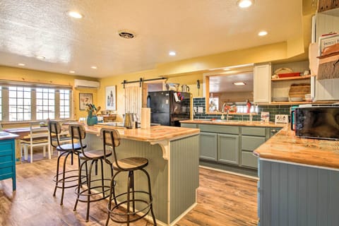 Kitchen | Well-Equipped