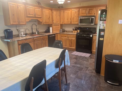 New countertop and backsplash 2025