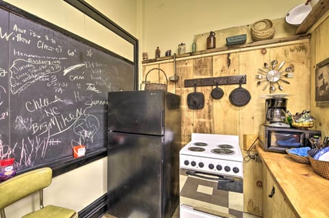 Kitchen | Drip Coffee Maker