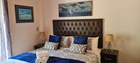 Apartment 2, Bedroom King Bed