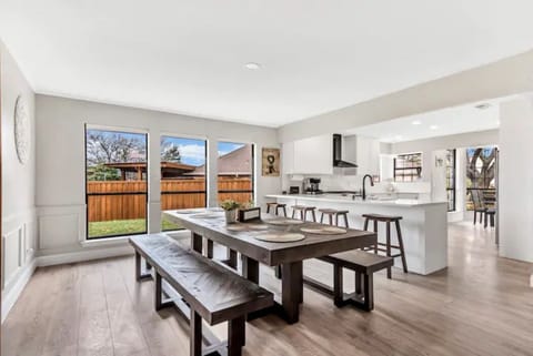 10 seat table that is great for your family to enjoy meals together