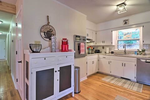 Kitchen | Coffee Maker | Toaster | Cooking Basics