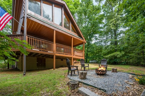 Outdoor firepit