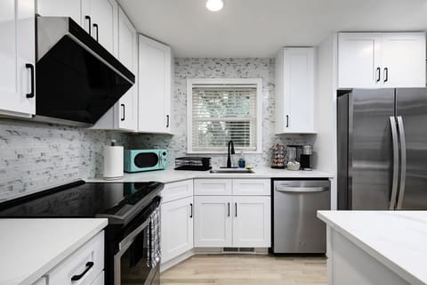 Nicely and Completely Renovated Kitchen Area - Perfect for Family