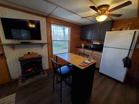 Kitchen seating area
