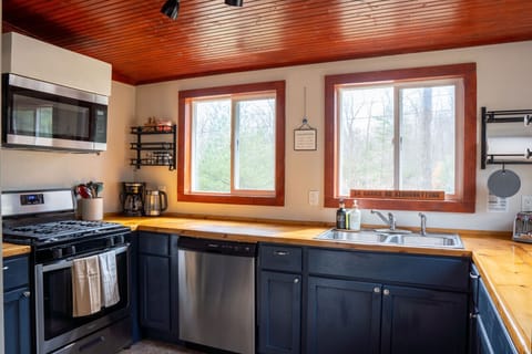 Plenty of counter space for meal preparation