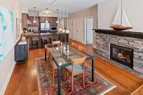 Looking back toward kitchen