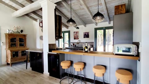 kitchen bar stools