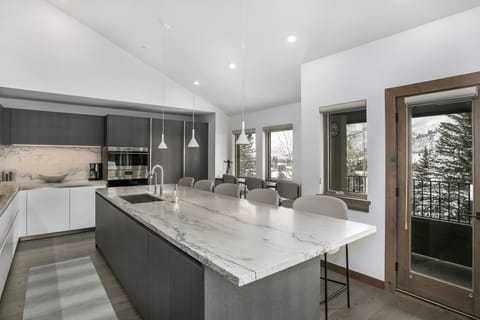 Granite Island with 8 bar stools total