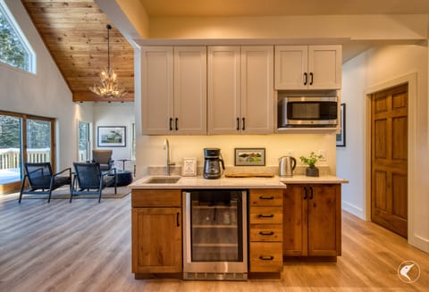 Wet Bar at Camp Sunrise