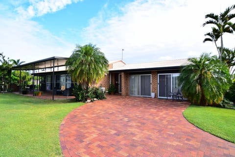 Front entrance all accessible to home, entertainment area and yard. so much room