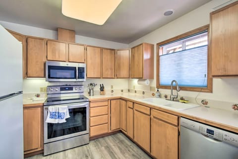 Kitchen | Complimentary Spices