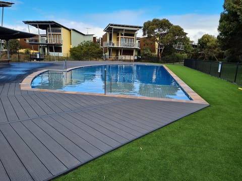 Villa 38 South Shores Resort - main swimming pool